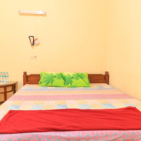 RedDoorz Syariah near T1 Juanda Airport 2 Hotel Brebek Luaran gambar