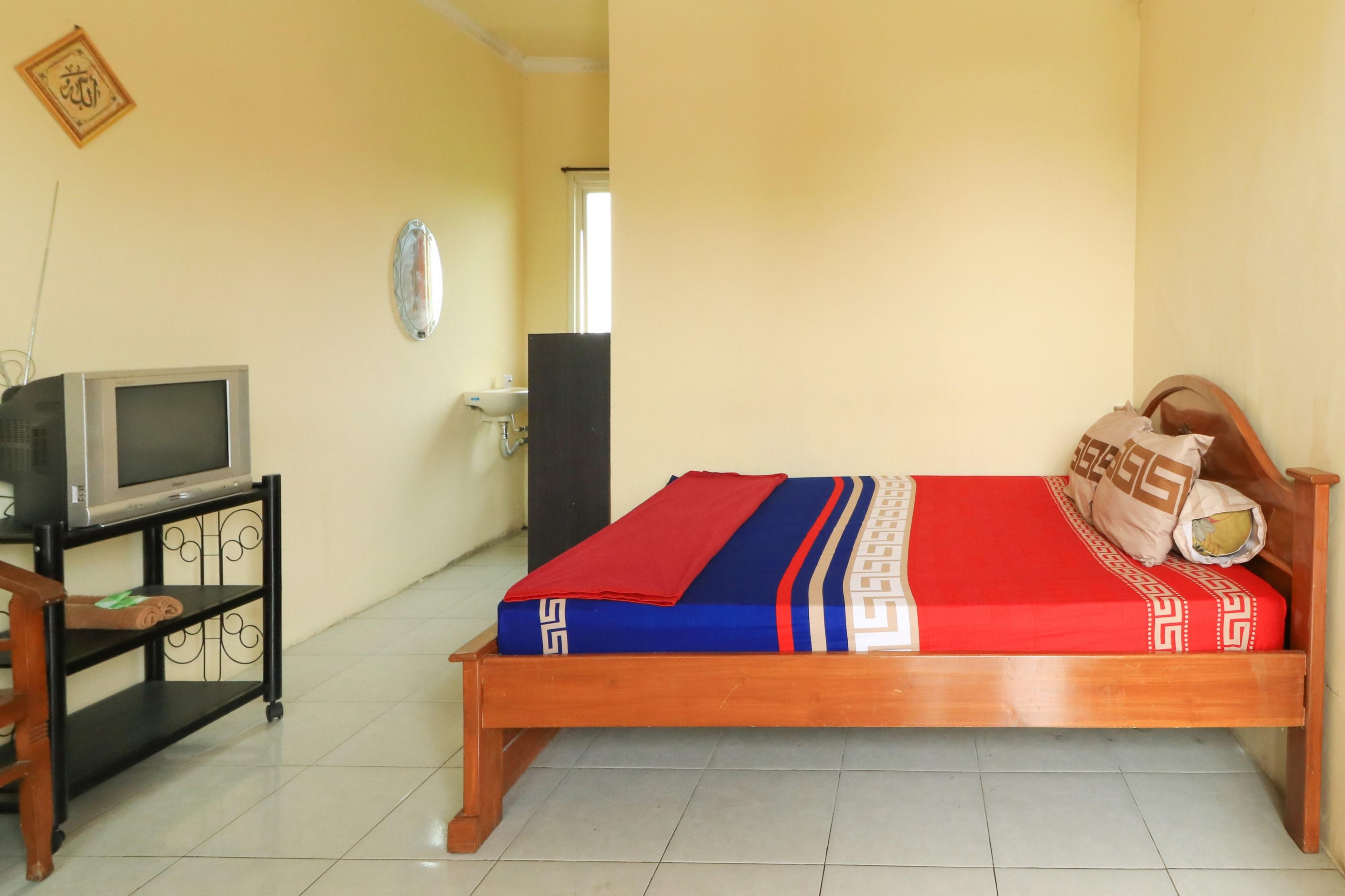 RedDoorz Syariah near T1 Juanda Airport 2 Hotel Brebek Luaran gambar