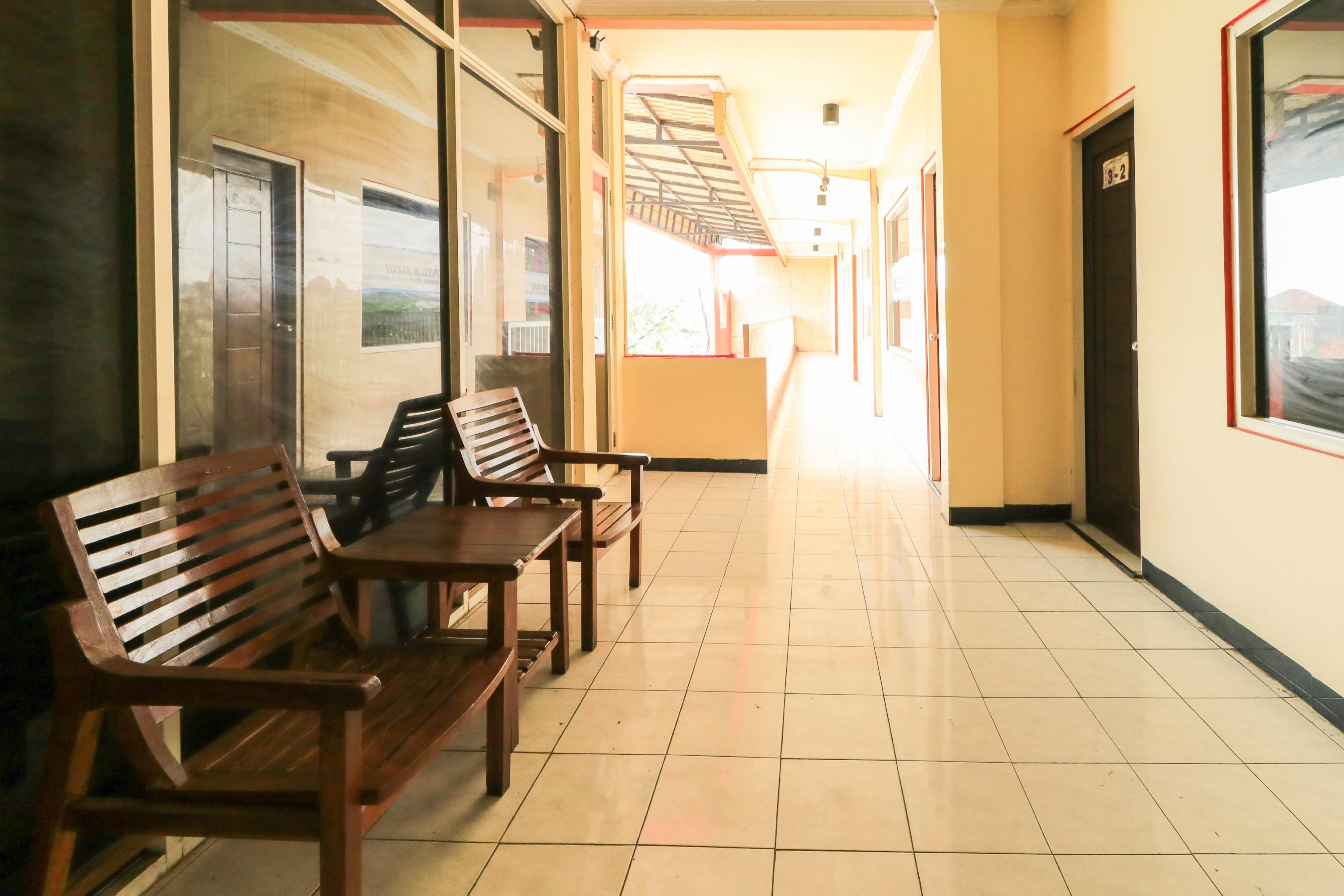 RedDoorz Syariah near T1 Juanda Airport 2 Hotel Brebek Luaran gambar