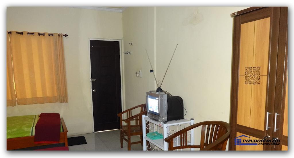 RedDoorz Syariah near T1 Juanda Airport 2 Hotel Brebek Luaran gambar